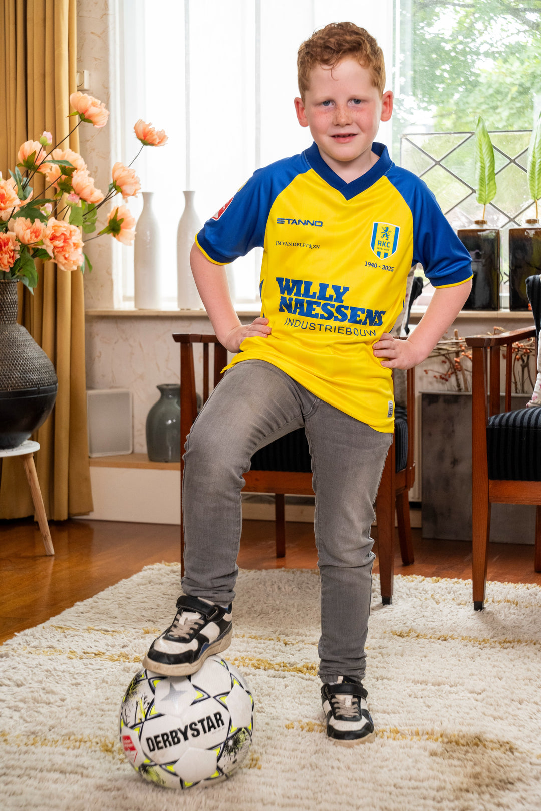 COMPLEET RKC WAALWIJK THUISTENUE 25-26 - JUNIOR